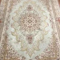 فرش ۹ متری ۷۰۰ شانه