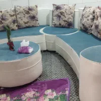 یک دست مبل ۷نفره درحد نو.وبوفه وکمد ومیز ارایش