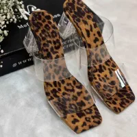 صندل مجلسی|کیف، کفش، کمربند|اشتهارد, |دیوار