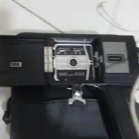 یک دوربین عکاسی قدیمی