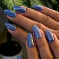 مدل برای خدمات لمینت ناخن ، کاشت ناخن ، ژلیش