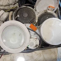 لامپ قدیمی دست دوم  مناسب تعمیر یا مصرف معمولی