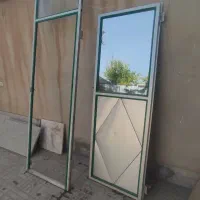 درب آلومینیوم در حد نو