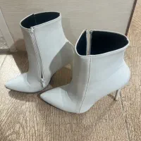 نیم بوت سایز ۳۷ مناسب عروس