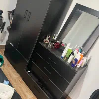 آینه دراور با کمد و تخت