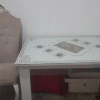 سلام یک میز تحریر ومیز نهار خوری|میز و صندلی غذاخوری|باسمنج, |دیوار