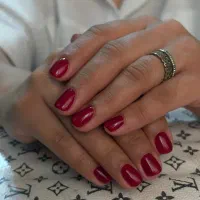 کاشت و ترمیم ناخن فقط 190