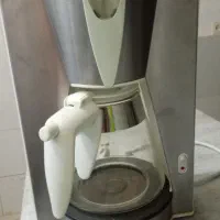 یک عدد قهوه جوش سالم تضمینی|قوری، کتری، قهوهساز دستی|بیرجند, |دیوار