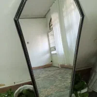 آینه ایستاده
