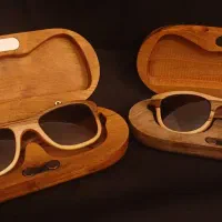عینک چوبی دست‌ساز