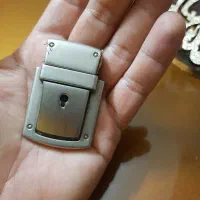 قفل کیف چرم