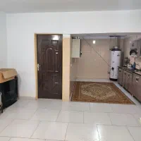 70 متری کف تمام سرامیک حیاط بیست متری