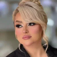 خدمات میکاپ و شینیون.