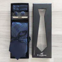 کروات دکمه سردست و پاپیون مردانه