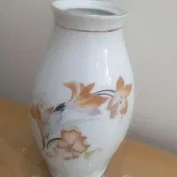 گلدان چینی قدیمی وزیبا