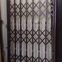 درب آکاردئونی آهنی