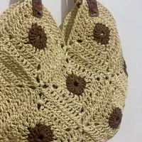 کیف دستبافت با رافیا و کاموا و مکرومه