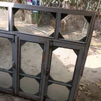 پنجره چوبی