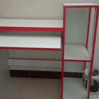 میز تحریر و چهارپایه