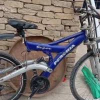 دوچرخه|دوچرخه، اسکیت، اسکوتر|قدس, شهر‌قدس|دیوار