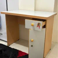 میز دراور چوبی و آیینه و میز تحریر|جاکفشی، کمد، دراور|قزوین, |دیوار