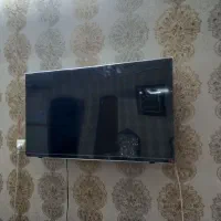 تی وی و میزش