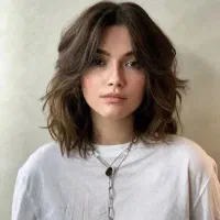 مدل کوتاهی رنگ مو اصلاح صورت و ابرو شنیون و میکاپ|خدمات آرایشگری و زیبایی|سنقر, |دیوار