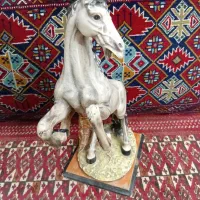 مجسمه اسب قدیمی عتیقه سایز بزرگ بکر و دیدنی|کلکسیون اشیاء عتیقه|اصفهان, شیخ اشراق|دیوار