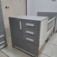 سرویس نوزاد نوجوان