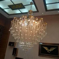 لوستر لاکچری و بزرگ|لوستر و چراغ آویز|قم, هنرستان|دیوار
