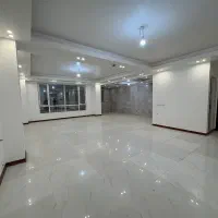 واحد۱۳۰متری خام کلیداول کوچه ایران خاک تختی