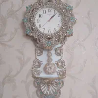 ساعت دیواری سفید طلایی سالم