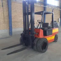 لیفترک ۴ تن سهند موتور DV دکل بلند، سالم و آماده‌