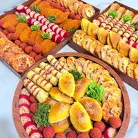 ارائه انواع فینگرفود،دسر،سینی میوه،مزه