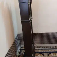 یک عدد ساعت ایستاده