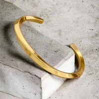 بنگل مردانه طلایی لاکچری ،استیل درجه یک / رنگ ثابت|بدلیجات|تهران, تهران‌ویلا|دیوار