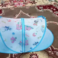 پشه بند نونو فقط براعکس باز شده