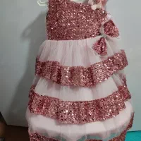 پیراهن دخترانه