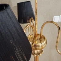 آباژور ایستاده چهار شعله|چراغ خواب و آباژور|شهریار, شهریار|دیوار