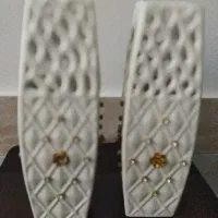 یک جفت گلدان تزیینی