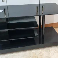 دو عدد میز تلویزیون شیشه ای و جا کفشی سه تکه