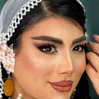 میکاپ و شنیون و زلف وی ای پی