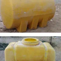 تعدادی منبع آب پلاستیکی