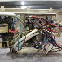 تعمیر انواع برد الکترونیکی یخچال،لباسشویی و پکیج