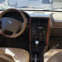 پژو 405