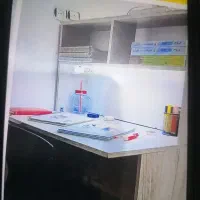 میز تحریر و کتابخانه سرهم