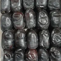 خرما دو ردیف میانگین وزن ۹/۵ به بالا