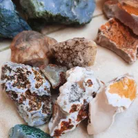 سنگ نگین انگشتر کوارتز و جاسپر عقیق سبز شجر|کلکسیون اشیاء عتیقه|قرچک, فردیس|دیوار