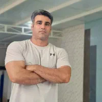 بهترین زمان برای یادگیری شنا در آکادمی تخصصی