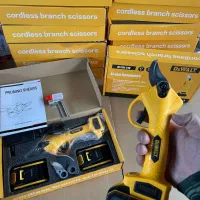 اره شارژی و قیچی شارژی دیوالت|ابزارآلات|مرند, |دیوار